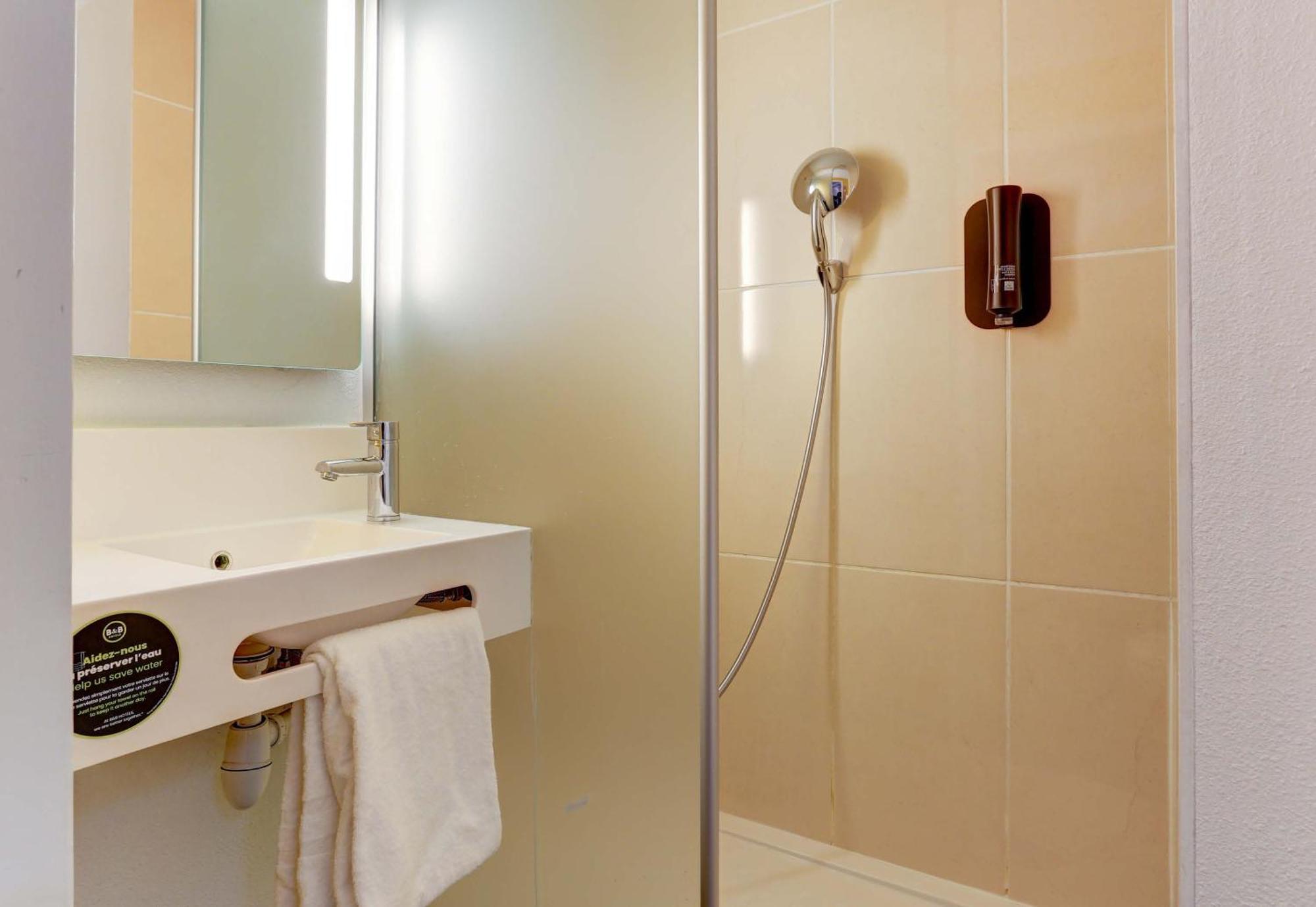 B&B Hotel Reims Centre Gare מראה חיצוני תמונה